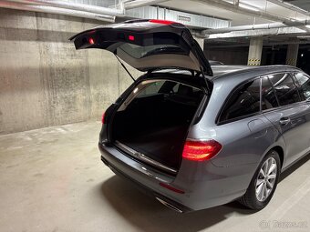 Mercedes-Benz E200 kombi/9G/ČR-1. maj./servis MB/152 tkm - 11