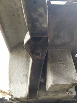 Skelet Škoda 100 110 - 11