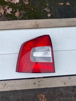 Prodám přední/zadní světla - 11