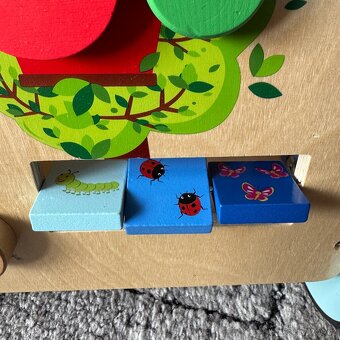 Dřevěné interaktivní chodítko - 11