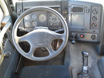 DAF CF 75.320 4X2 nosič výměnných nástaveb - 11