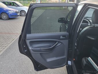 Ford C-Max 1.8i 92kW Black Magic - 2009 - tažné - 152tkm - 11