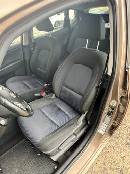 Hyundai IX20 1.4i Start - 11