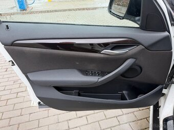 Prodám BMW X1 XDrive 18d 105kw Automat - 11