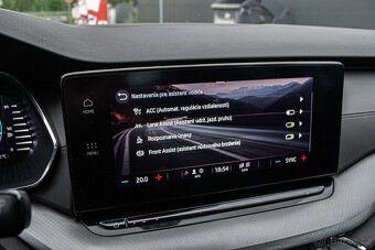 Škoda Octavia Combi 2.0 TDI Style A/T DSG - 11