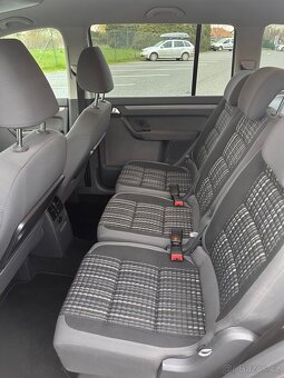 Volkswagen Touran Cross 2,0tdi - 11