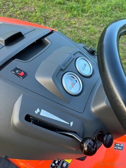 SEKACÍ TRAKTOR HUSQUARNA TC 342T - 11