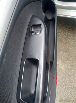 octavia 2 1,9tdi 77kw bls díly - 11