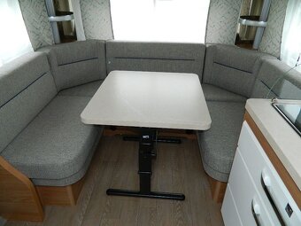 Karavan Hobby 540 UL De Luxe - 11