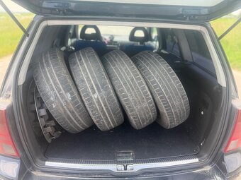 Volkswagen Bora 1,9 TDi kombi - 11