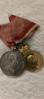 Medaile, vyznamenání. - 11