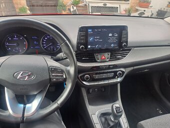 Hyundai i30 - 11