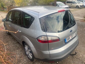 Ford S-max 2.0tdci 100kw 7místné,2009,tažné zařizeni,najeto - 11