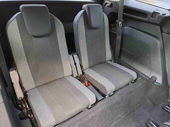 Peugeot 5008 1,2 PT EAT8 ACTIVE 113.000 km - 11