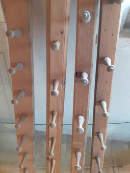 Retro stojan na papírové ubrousky,věšáky - 11