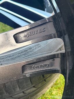 BMW Elektróny AUTEC R19 5x120 ET30 8,5jx19 - 11