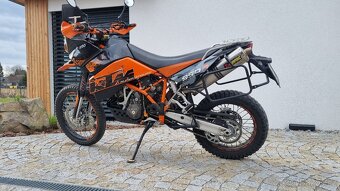 KTM 950 Superenduro - 11