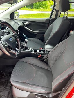 Ford Focus Combi edice Red & Black - 11
