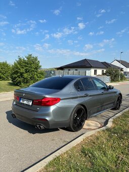 BMW 540i xDrive Individual - 11