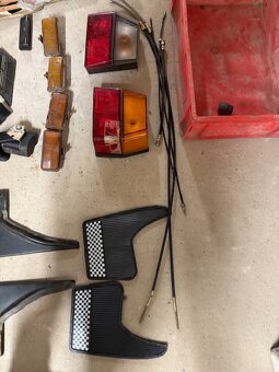 Škoda Faforit / Forman náhradní díly - 11