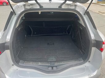Renault Mégane Grandtour Intens Blue dCi 115 - 11