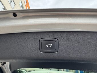 MG EHS PHEV Luxury 1.5 190kW AUT. Panorama ACC Keyless 360° - 11