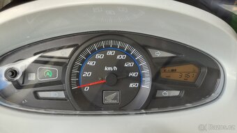 Honda PCX125 - 11
