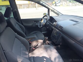 Volkswagen Sharan - 11