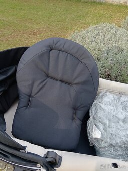 Dvojkombinace Stokke Trailz, hluboka korba, sportovní sezeni - 11