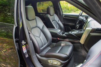 Porsche Cayenne S 4.2 Diesel II FL - 11