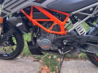 Ktm 125 Duke ABS TOP stav - 11