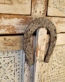 Dekorace: starožitná historická podkova 15×11,5cm - 11