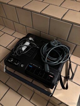 SONY. Kazetový magnetofon - 11