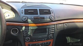 MERCEDES-BENZ TŘÍDY E 2,2E E220CDI ENERGY CLASSIC - 11
