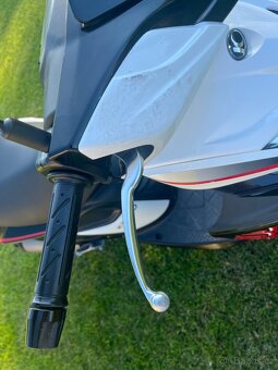 Skútr Kymco Super 8 - 11