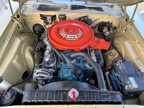Dodge Challenger - 11