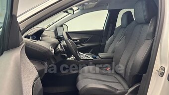 PEUGEOT 3008 (2) BlueHDi S&S 130 II ALLURE 05/2021 - 11