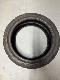 245/40 275/35 R19 PIRELLI Sottozero 3 Run Flat zimní - 11