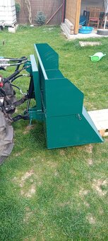 Transportní box hydraulicky sklápateľný za malotraktor - 11