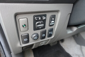 Toyota Hilux DC 3.0 I D-4D pick up A/T, 126kW, 4d. - 11