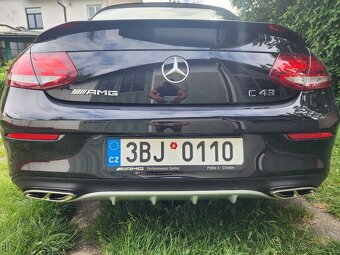 Mercedes Benz amg c43 - 11
