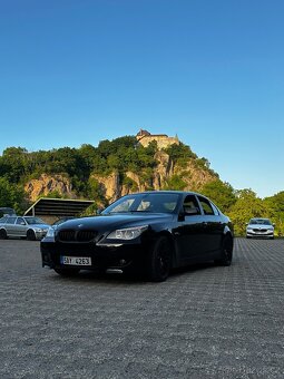 BMW E60 545i - 11