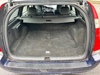 Volvo V70 2.4D 120kw AUTOMAT - 11
