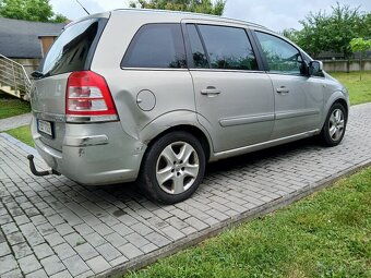 Opel Zafira B 1,7 CDI - 11