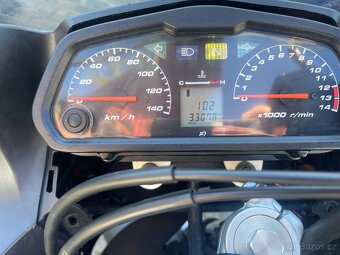 Honda Varadero - 125 - 2005 - 11