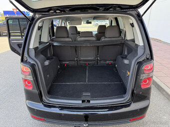 Volkswagen VW Touran 1.4 TSI 103kW 2010 148tkm 7míst - 11