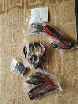 Solární panel Allpowers 140W, skládací, cestovní, 3x usb,MC4 - 11