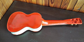 hasiči, přilby, kytara, mlýnek - 11