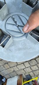 Středové pokličky + límce VW 14" + origo plechy - 11