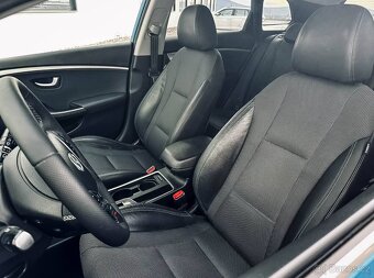 Hyundai i30 CW 1.6 CRDi 136 Style - 11